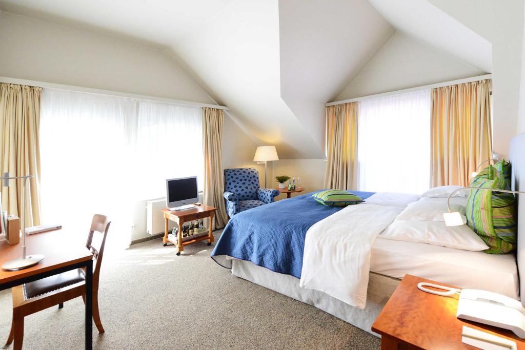 Romantik Hotel Jagdhaus Waldfrieden Bilsen Habitación foto
