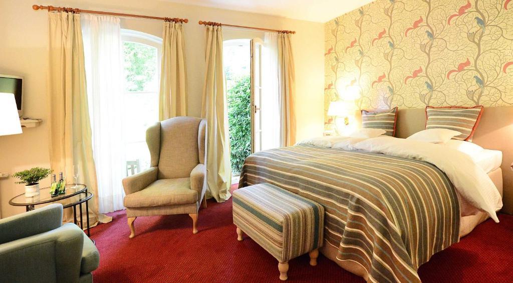 Romantik Hotel Jagdhaus Waldfrieden Bilsen Habitación foto
